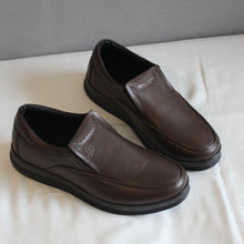 قم بتحميل الصورة إلى المعرض، حذاء طبي من الجلد